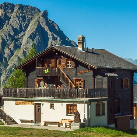 Gruppenhaus Im Walliser Alpstyle Rosswald Exterior photo